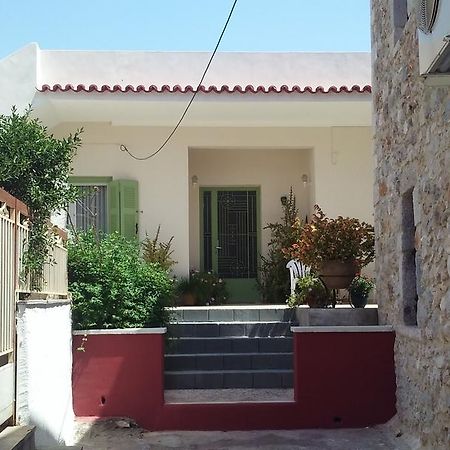 Appartamento Danesi House Leonídion Esterno foto