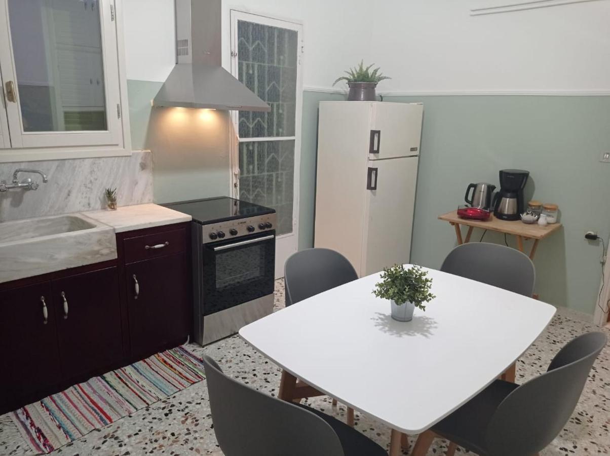 Appartamento Danesi House Leonídion Esterno foto
